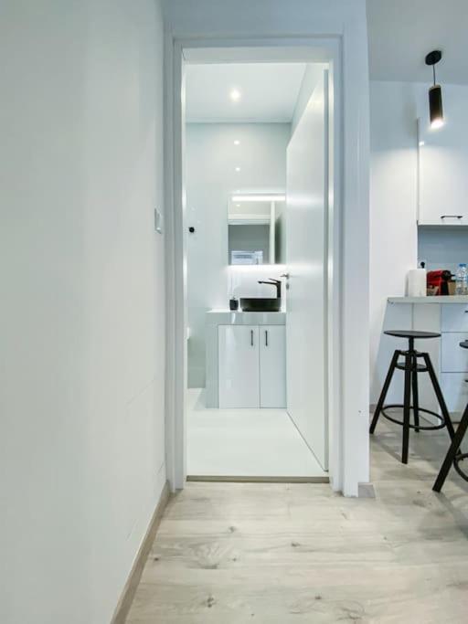 Syntagma Square, 60Sqm Platinum Suite 아테네 외부 사진