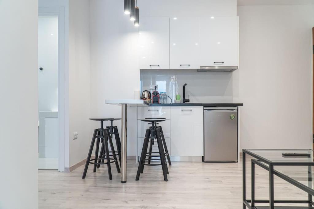 Syntagma Square, 60Sqm Platinum Suite 아테네 외부 사진