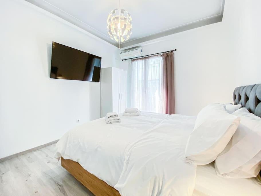 Syntagma Square, 60Sqm Platinum Suite 아테네 외부 사진