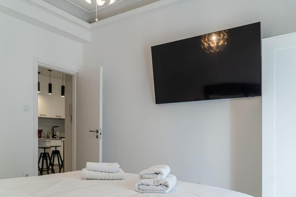 Syntagma Square, 60Sqm Platinum Suite 아테네 외부 사진